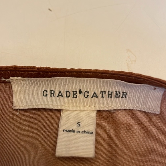 Grade & Gather blouse - Picture 3 of 5